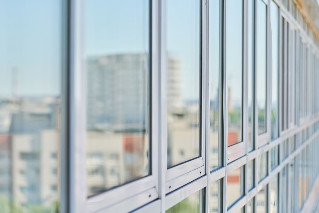 Guía para elegir ventanas UPVC de HOPSA en Panamá