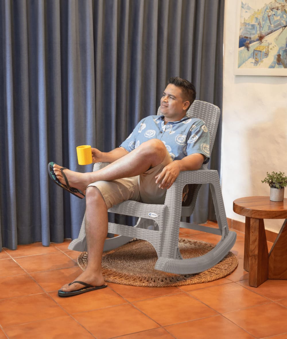 ¿Por qué optar por muebles de plástico para exterior en República Dominicana en lugar de madera o metal?
