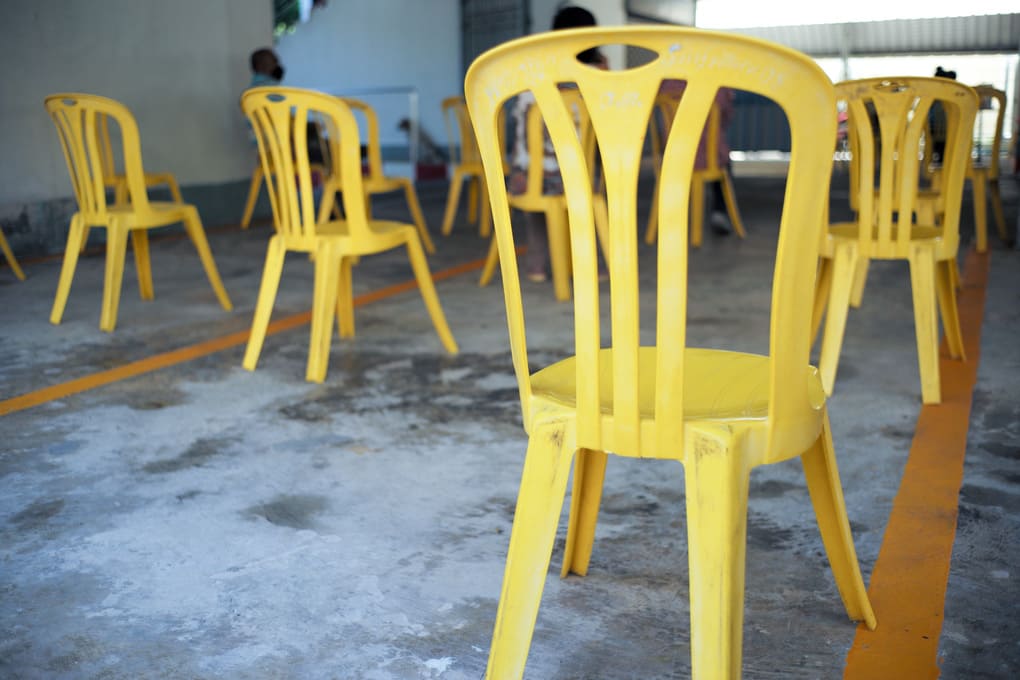 Sillas plásticas para restaurantes y bares en República Dominicana